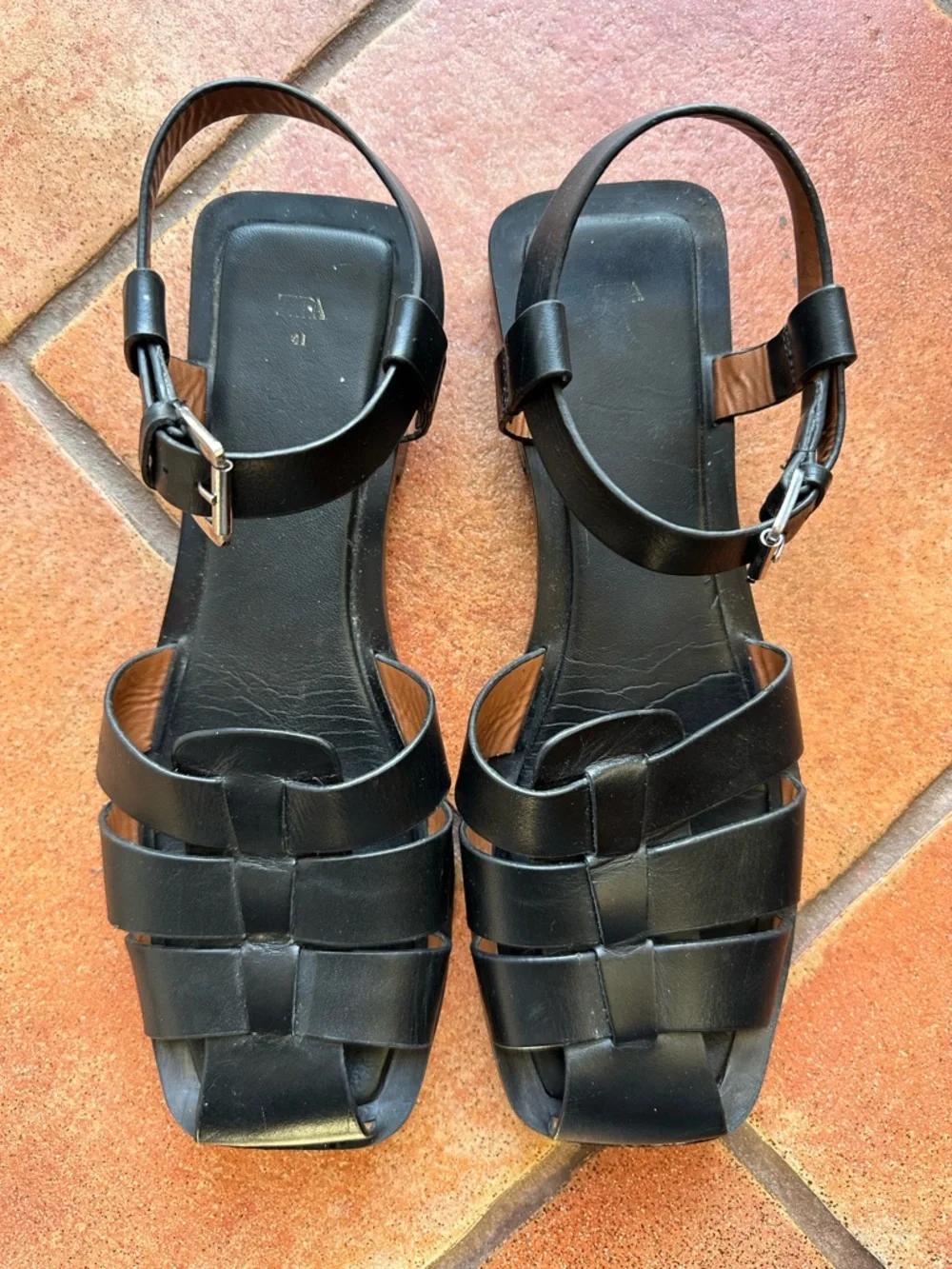 Zara Black Leather Fisherman Sandals - Picture 3 of 5
